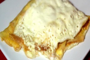 Clătite cu brânza brasovene  ブラショベネ風チーズクレープ